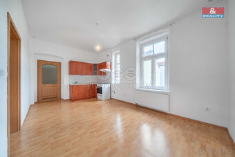 Pronájem bytu 1+1, 44 m², Plzeň, ul. Jablonského - 7