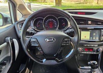 Kia Ceed 1.6 GDI DCT Platinum Edition - 7