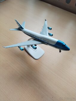 Letadlo Boeing 747.. Air Force One - 7
