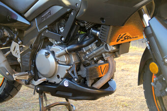 Prodám Suzuki DL 650 V-Strom K8 r.v.2008, najeto 77000km - 7