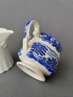 Krásný porcelánový a keramický mlecenky - 7