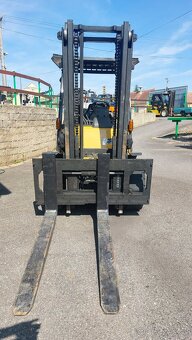 caterpillar GP55NT 5,5t - 7