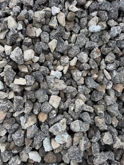 okrasná břidlice, břidlicové šlapáky, betonový recyklát - 7