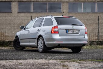 Škoda Octavia Combi 2.0 TDI CR DPF Ambition DSG - 7