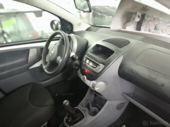 Toyota Aygo 1,0 VVT-i - 7