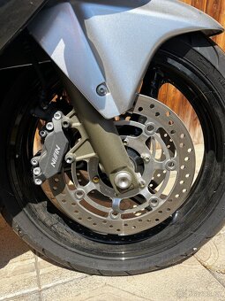 Honda CBR600F - 7