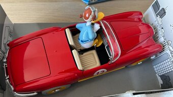 Lancia Aurelia B24 Spider Donald Duck 1:18 Burago - 7