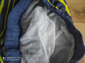 Plavky nebo i možno bermudY vel. 152 - 7