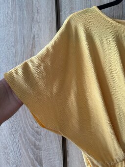 Midi žluté šaty - 7