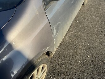 Volkswagen Golf 6 1.6TDI 77kw - 7