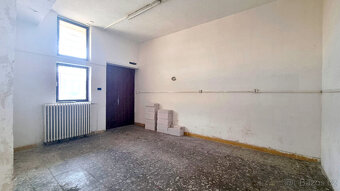 Prodej obchodního prostoru, 100m2, Chomutov, ul. Písečná - 7