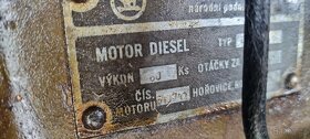 Vojenská technika-Souprava 4 S-110-dieslový motor (vyr 1956) - 7