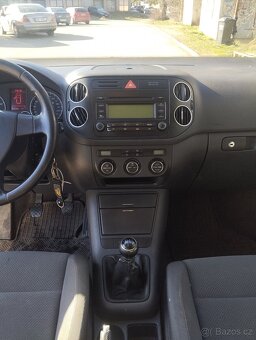 Golf Plus 1.6 FSI - 7
