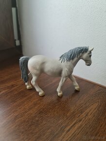 2 koně Schleich - 7