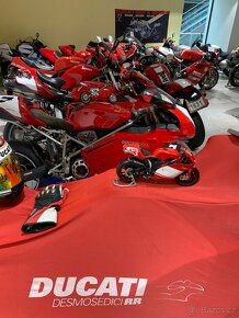 200 ks vlastnich moto Honda,Yamaha,Ducati,Suzuki… ,skladem - 7