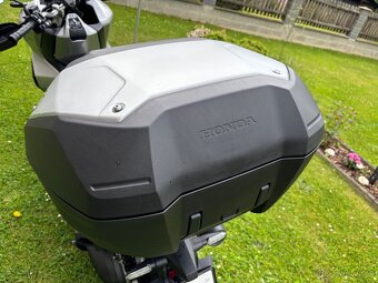 Honda adv 350 - 7
