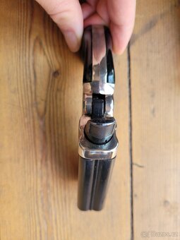 Prodám krásný Derringer 4 ranný Flobert 4mm - bez ZP - 7