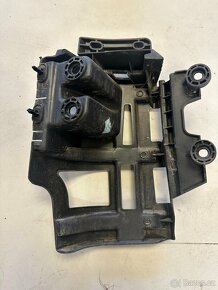 Peugeot 5008 Držaky Výztuha nárazníku 9686252880 - 7