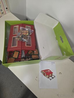 Schleich 42195 Stáj s koňmi a příslušenstvím, od 3 let, FARM - 7