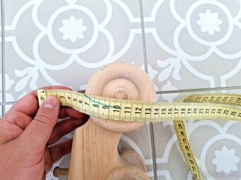 Dřevěný traktor Pišlik + figurka Pišlika - 7