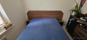 Predam drevenu postel - 7