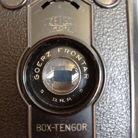 Starý fotoaparát Zeiss ikon Box tengor 54/2 - 7