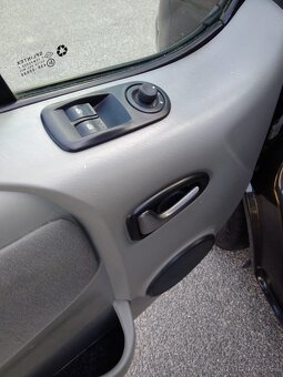 Renault trafic Generation EVADO 2,5 dCi Top stav - 7