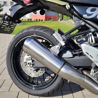 Kawasaki Z900 RS model 2018 - 7