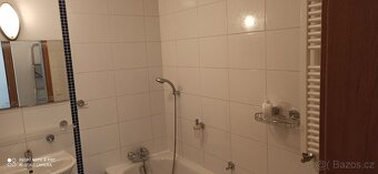 Praha 9, Starý Prosek, Valečovská ul. - 7