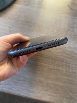 iPhone 11 64GB - 7