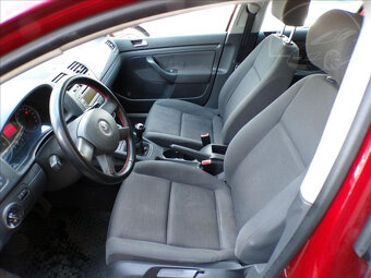 Volkswagen Golf 1,4 FSI DIGI.KLIMA-HNED ODJÍŽDÍTE - 7