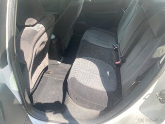 Citroen C4 1.6hdi-na opravu či díly - 7