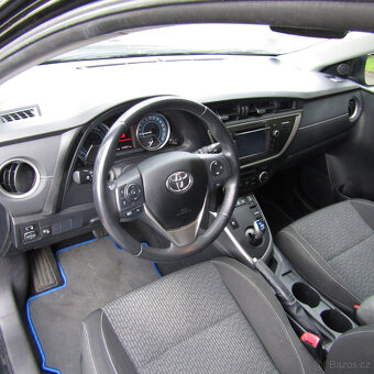 Toyota Auris 1,8i 73kw HYBRID, 2015, NAJETO 134TKM, EDITION - 7