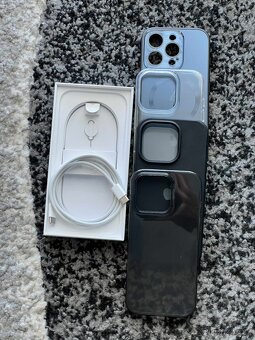 iPhone 16 Pro 256GB - 7