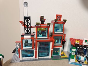 Lego - hasičská stanice - 7