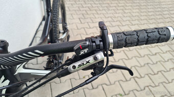 Celoodpružený Specialized Stumpjumper FSR Elite, Rám L - 7