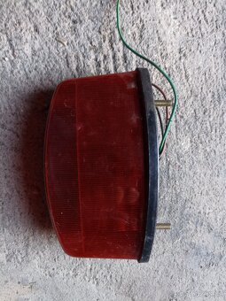 zadní světlo Jawa -čz a druhé asi skůtr - 7