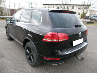 Volkswagen Touareg 3.0 TDI KLIMA, NAVI, KŮŽE, TZ - 7
