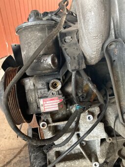 Motor Mercedes w202 - 7