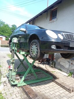 Hever nůžkový do 2t záruka na funkčnost 2 roky - 7