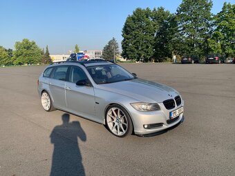 BMW e91 330xd - 7