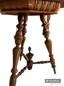 Intarzovaný odkládací konferenční stolek masiv – historismus - 7