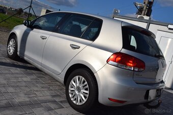 Volkswagen Golf 1.6 TDI BOHATÁ VÝBAVA NOVÁ STK PRVNÍ MAJITEL - 7
