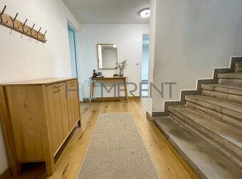 Praktický byt 3+1 (71 m²) se soukromým vstupem a parkováním, - 7