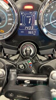 Kawasaki z  650rs - 7