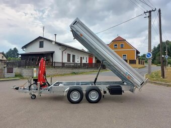 Třístranný sklápěč s rukou - 7