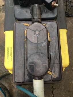 Průmyslový čistič Karcher - 7