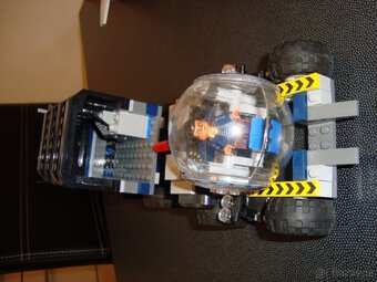 Lego Jurský park - 7