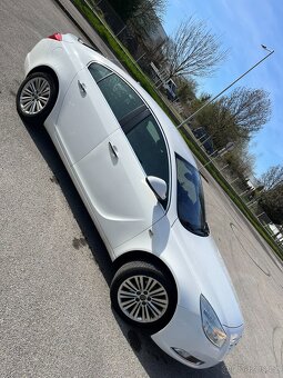 Opel Insignia 2.0 CDTi, r.v. 2012, plná výbava + letní gumy - 7