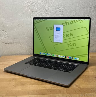 MacBook Pro 16” 2019 CTO/16GB RAM/i7/512GB SSD/ Záruka - 7
